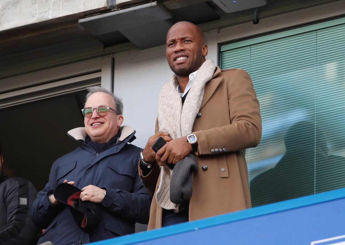 Chelsea royalty is watching on at Stamford Bridge 👑 Second half of #CHEWOL ➡️ preml.ge/U1M0mw