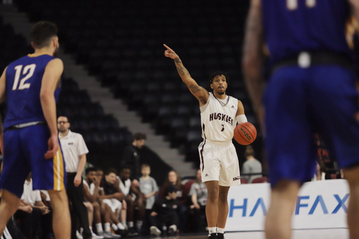 Cons. Final 🚨 After the first quarter it’s <a href="/ubctbirds/">UBC Thunderbirds</a> 30 <a href="/SMUHuskies/">Saint Mary’s Huskies</a> 29.