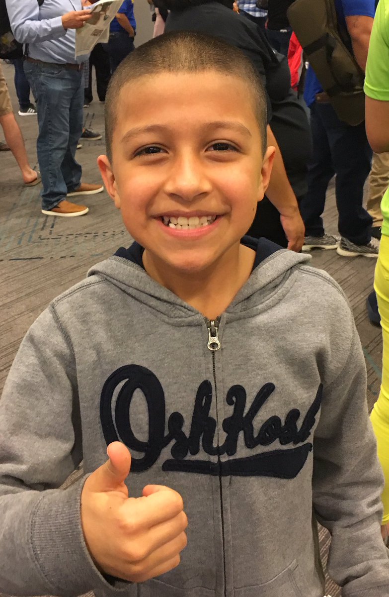 FieldsChess's tweet image. This is what a winning smile looks like! Congratulations to Isaac Gonzalez with his 2nd win of the tournament. Isaac played UP to Championship level to help his teammates and he has beat 2 students well above his own rating! Way to go! 🎉