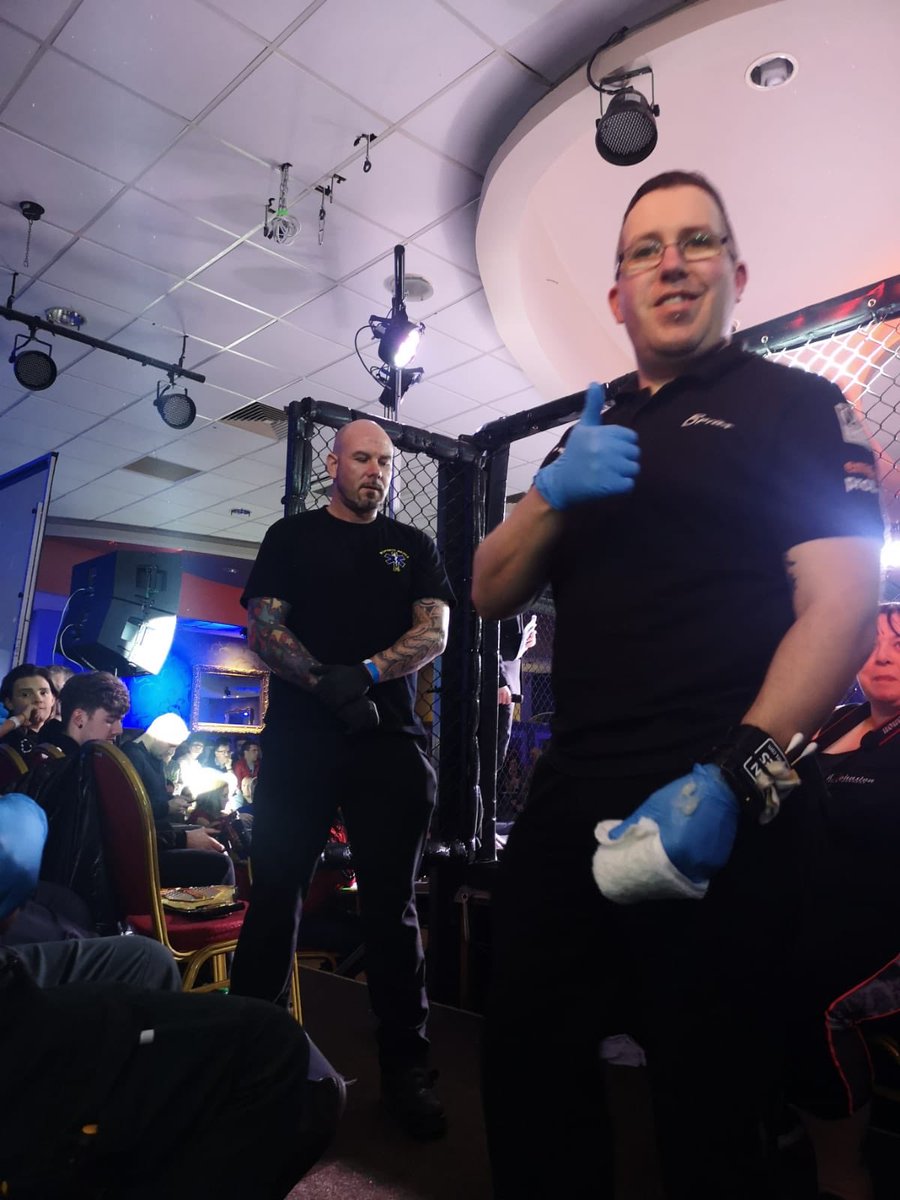 #Cutman duties with @insideout_care at #CageConflict in Belfast. It really is the best job ever. #helpingfightersgothedistance