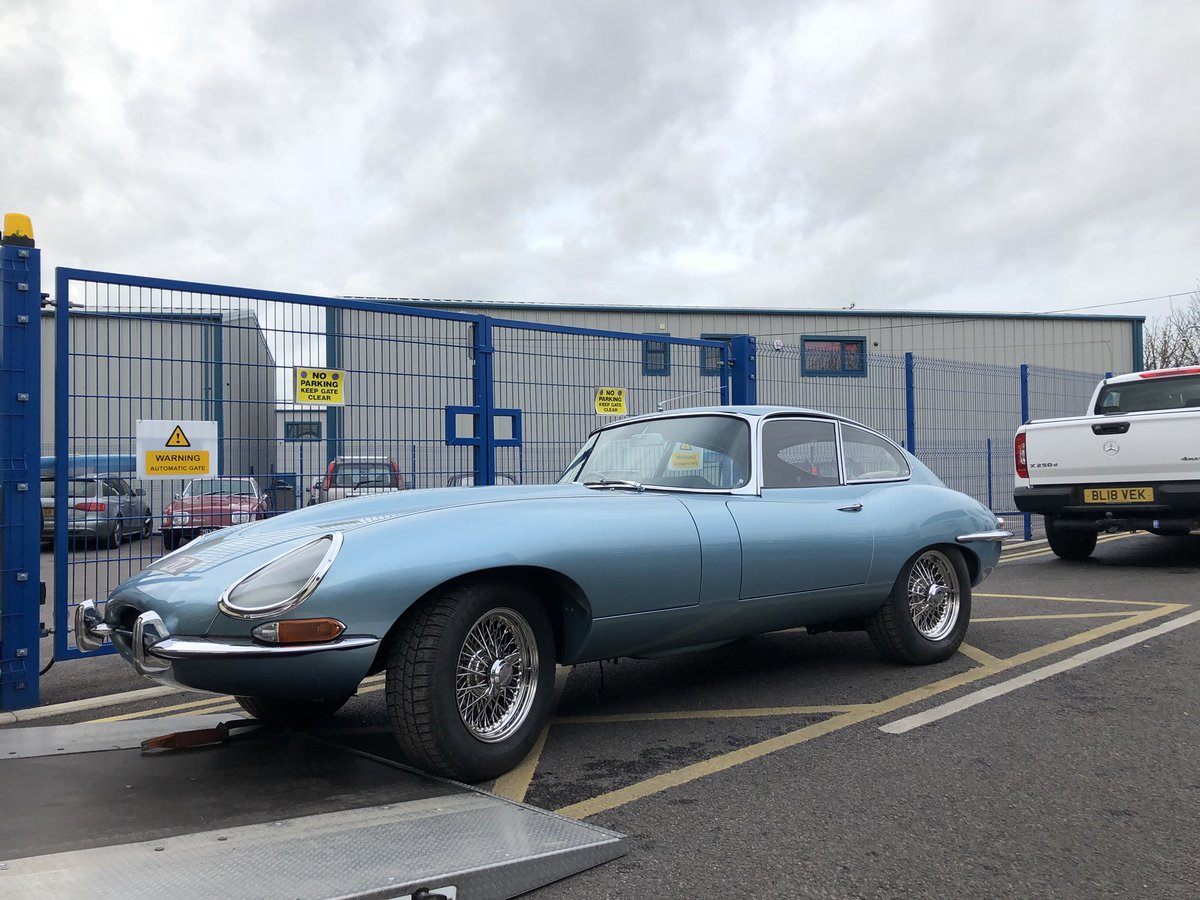 flat6logistics's tweet image. Pretty little Jaguar E-Type dropped off for an engine rebuild earlier this week 👌 @ThanetClassics @OhsoretroEvents @EType_UK @jaguarcarclub