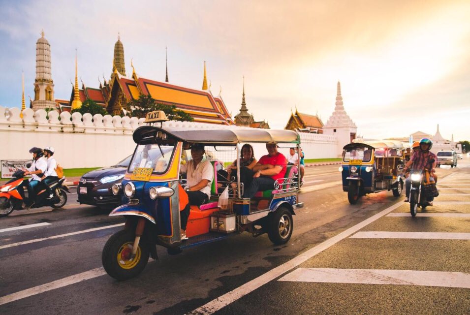 famesBlog's tweet image. Deal of the day Issara by D Hostel bit.ly/2EZDvan Bangkok Thailand #Thailand #Amazing #Bangkok #AmazingThailand #travel #travelbangkok #Hotel #BangkokHotel #DealHotel #HotelDeal