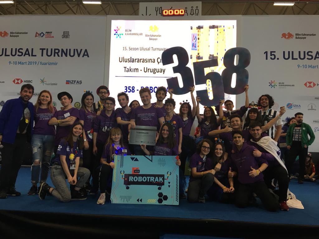 Robotrak ailesi olarak Uruguay’da gerçekleşecek olan Ceibal International Open’da yer almaya hak kazandık.🏆🏆Emeği geçen, yanımızda olan herkese teşekkür ederiz❤️💙🚀#FLL #bilimkahramanları #firstlegoleague #FIRSTLikeAGirl