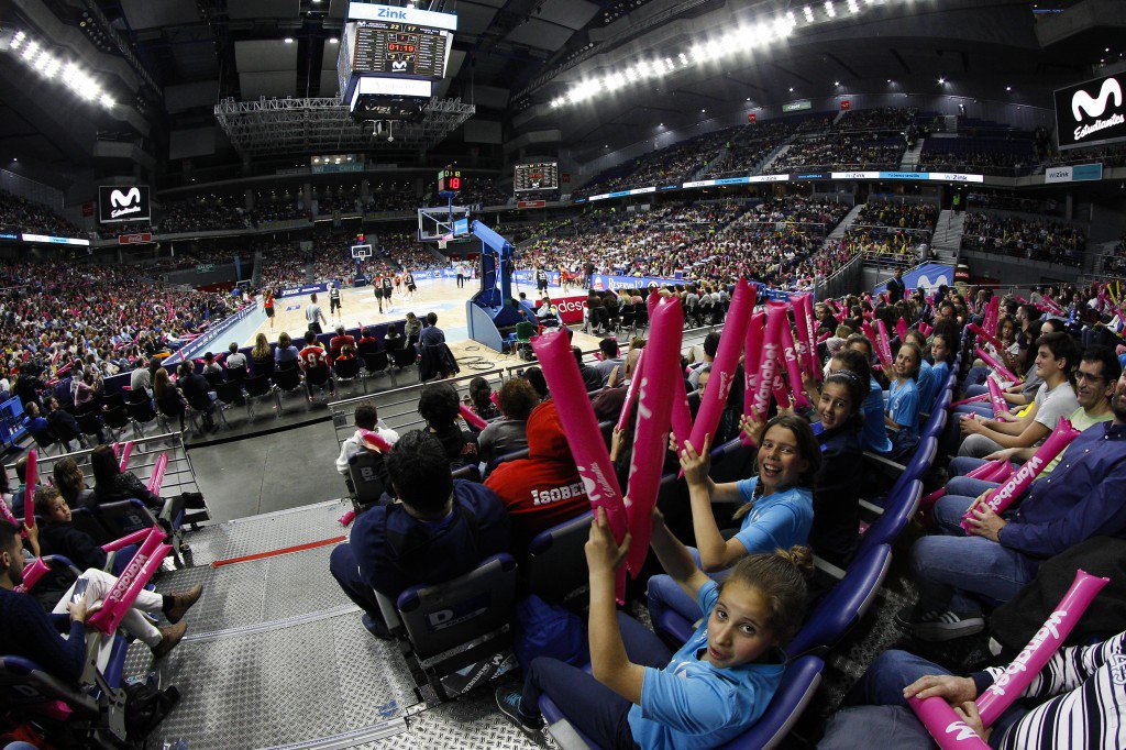 ¡¡¡¡RÉCORD!!!
Tenemos el dato oficial de asistencia  en el <a href="/movistar_es/">Movistar España</a> Estudiantes - <a href="/magectias1995/">Magec Tías</a>. 

Somos 13.472 en el @WiZinkCenter , que supone el RÉCORD en un partido de baloncesto femenino en España

GRACIAS, GRACIAS, GRACIAS 

#PorElDeporteFemenino