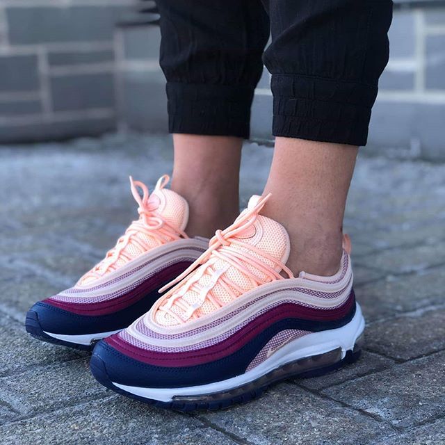 Ook Onderdompeling rammelaar The Closet Inc. on Twitter: "Spring 2019 Collection Womens Nike Air Max 97  "Plum Chalk/Crimson Tint 921733 $215.00 CAD Available in all store  locations and on Free Canadian Shipping #TheClosetInc #TheClosetIncLondon  #TeamCloset #