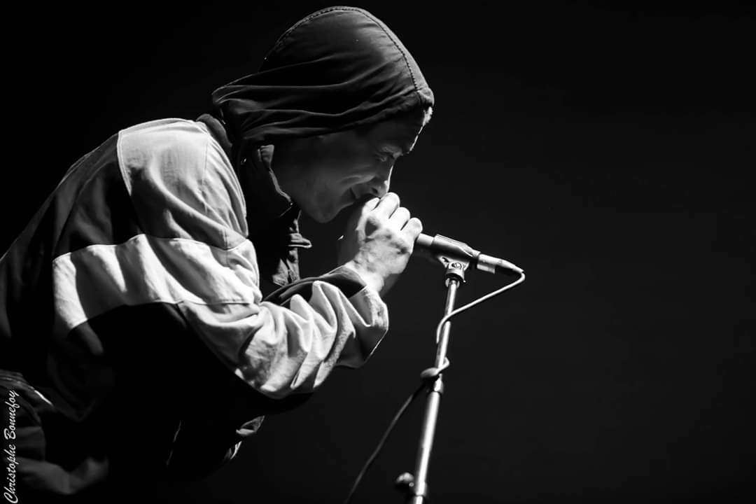 CBonnefoy's tweet image. Attends avec une certaine impatience l&apos;album de l&apos;excellent @barrymooremusic 
#barrymoore 
#heynow