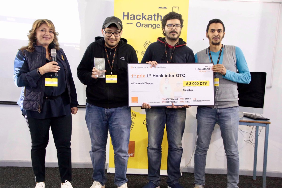 OrangeTN_Plus's tweet photo. Félicitations à l'équipe INSAT GL qui a remporté le Hackathon #1stHackInterOTC #BigData Bravo à tous pour vos efforts et votre volonté de réussir ! Ensemble, allons plus loin 💪✌️
Cc @AsmaEnnaifer @leilameh https://t.co/spQB3FHqJw