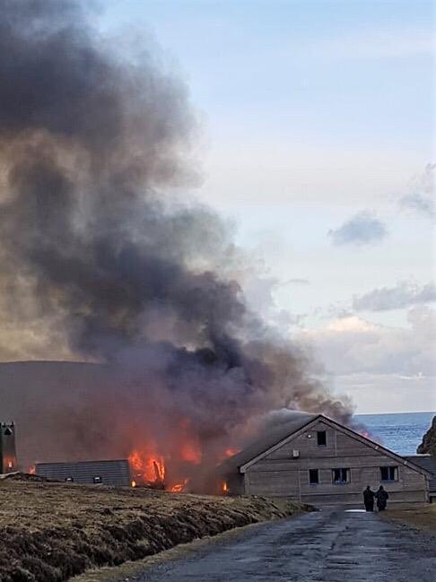 fred_fearn's tweet photo. Heart breaking photos from Fair Isle. What an utter tragedy for the whole island and in particular the Parnaby’s. Time for the birding community to stand with them. https://t.co/1UPAtwkQVB