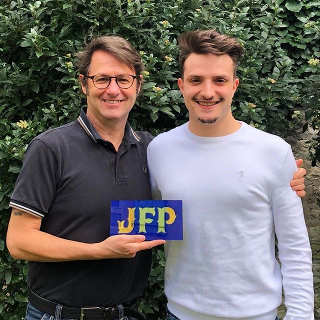 typofonderie's tweet photo. Look at that! The incredible #gilder lettering piece designed by @ruggeromagri as a gift for his visit today. Ruggero is a #typeparis18 @typeparis alumni with a lot of talent and energy. He just joined #Typofonderie as intern for the next two months. — j… https://t.co/zsTuPdBg02 https://t.co/QlwXdQVhcJ