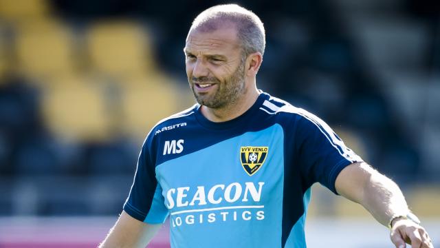 🗣️ Hoofdtrainer Maurice Steijn: "De doorbraak van Evert Linthorst moet vooral een stimulans zijn voor de jeugdspelers om te zien van, hé als we keihard knokken om onze droom waar te maken, dan zitten we nu ook bij een club waar dat ook echt kan"

👀| elfvoetbal.nl/Binnenland/275…

💛🖤