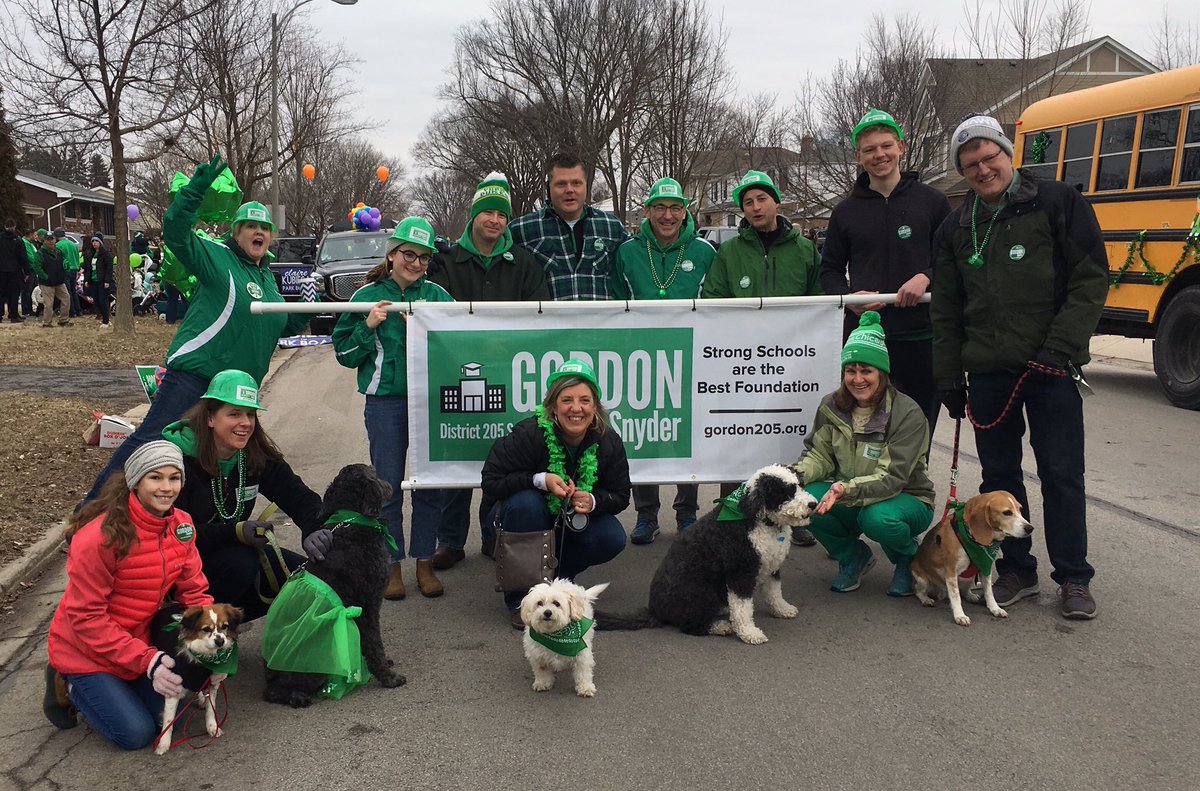 _gordon205's tweet photo. ☘️☘️Had a great time at the Elmhurst St. Patrick’s Day parade meeting new people along the route and seeing so many friends in the crowd. ☘️☘️ #gooddogsforGordon https://t.co/HdGbc9GczX