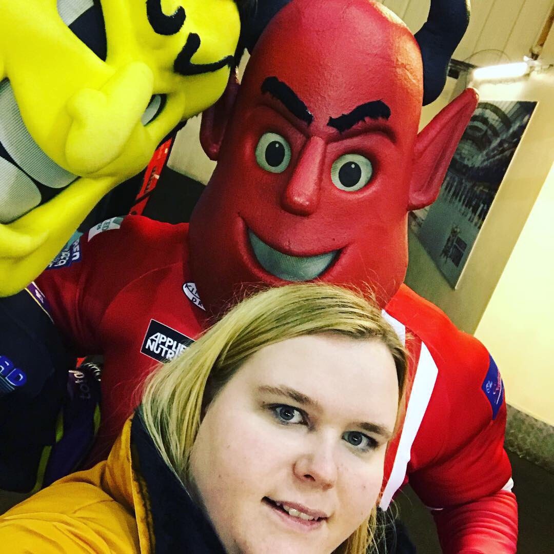 ZK_Photo_Design's tweet image. When rugby’s #drdevil meets ice hockey’s #lightingjack #jackpic @dundeestarslive