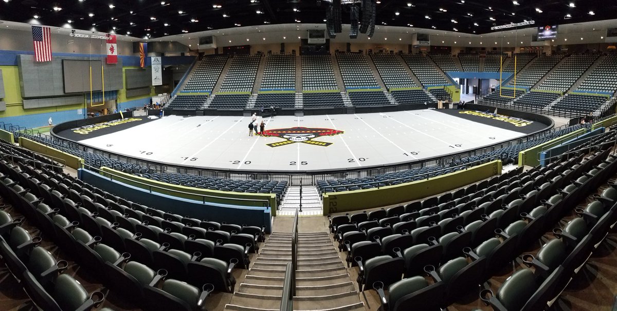 scubaluga's tweet photo. Third event in four days, additional professional sport for my #freelance resume (MLB, NFL, NHL, NBA, MLS) and now the Indoor Football League at 3 PM today on the CW and YouTube. #IKeepScore #IDoGraphicsToo #TryAndKeepUp https://t.co/BRGO3x3KtG