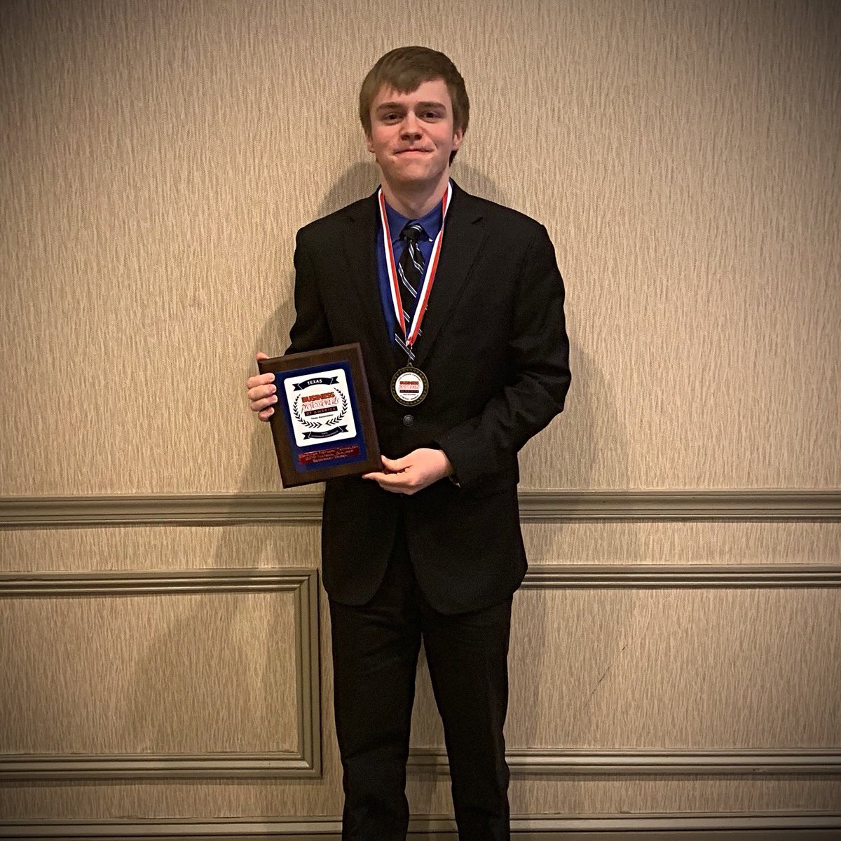 LisaKoonceMHS's tweet photo. Congratulations to Logan Bray, 3rd place-Computer Network Technology-state BPA competition.  On to nationals in Anaheim in May. https://t.co/LEXCaU9GIV