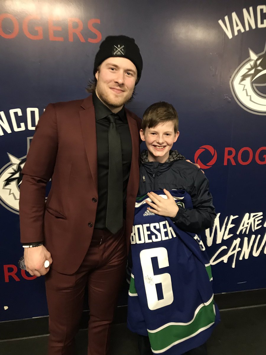Last night he met his hockey hero. <a href="/BBoeser16/">Brock Boeser</a> you made this kids year. Asked if it was a top 10 experience and he said it was #1. #shoothard #skatefaster #dreambig #cellylikenooneiswatching
