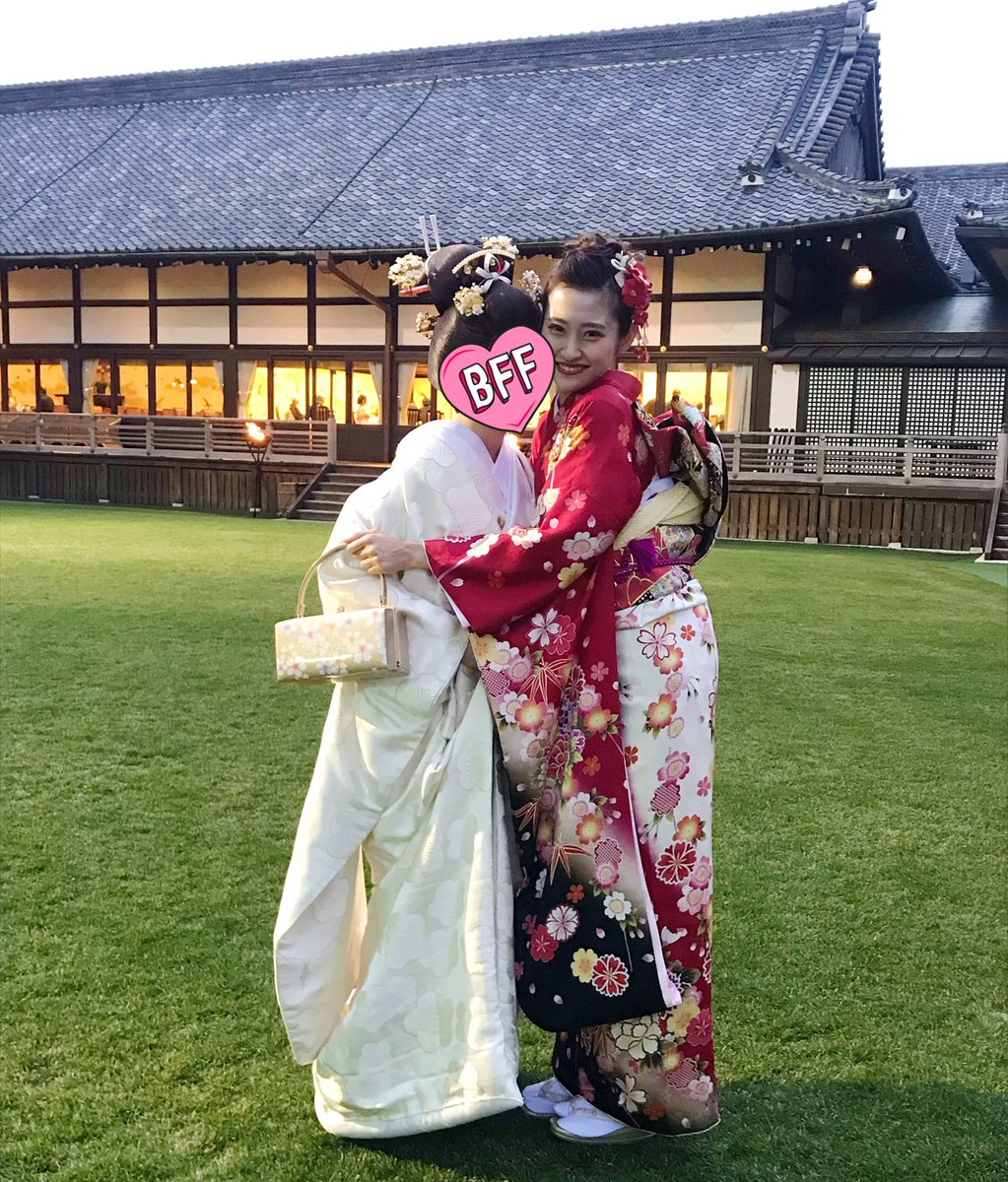 月中秋実 Pa Twitter ご結婚 おめでとうございます 白無垢姿がとてもお似合いで 明治神宮の移動中は ドラマの撮影みたいで彼女の あまりの美しさと美貌に 撮影の列ができていました 本当は隠したくないんだけど 顔出し許可はまだもらえてない これから