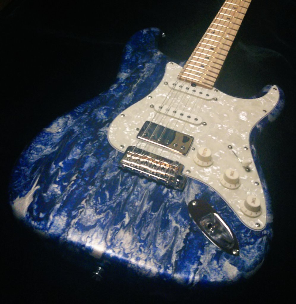 eafunk1's tweet photo. JamesTylerJapanClassicCustomBlueShmearEdition2
#jamestylerguitarsjapan #blueguitar https://t.co/ggnYn9sq9o