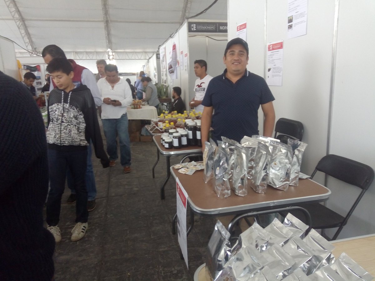 lideremprend's tweet photo. Tercera llamada y comenzamos!!! Último día en #Pachuca 2do. Foro Estatal #ExtensionismoHidalgo  la experiencia de todos los involucrados en el #campohidalgo, aquí en el  #EncuentroEntreProductores 
@SEDAGRO_HIDALGO
@Car_Muniz 
@ecarizpe 
@jvfalcon2 https://t.co/vvvygNwcny
