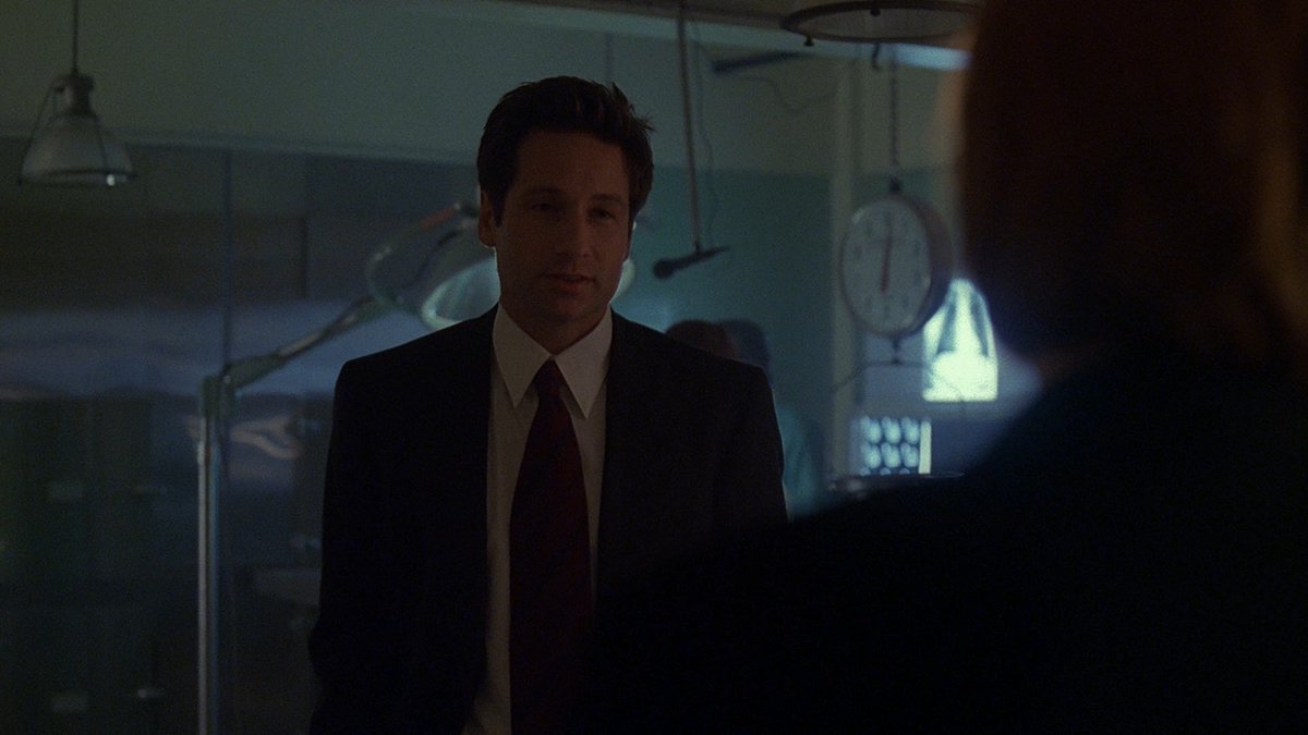 Mulder's "I was about to start slicing and dicing, myself" line originated as "I was going to put on the scrubs and sharpen a knife." As usual, David's interpretation of the line is a little more fun.  #XFSciptWatch  #Milagro