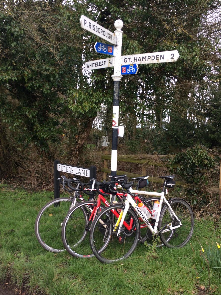TriForceHerts's tweet photo. Who braved the wind, mud and rain this morning? TriForcer’s did... #windyday #StAlbans #cycling #Triathlon #muddyride #biking #Training https://t.co/ksqkmKft0n