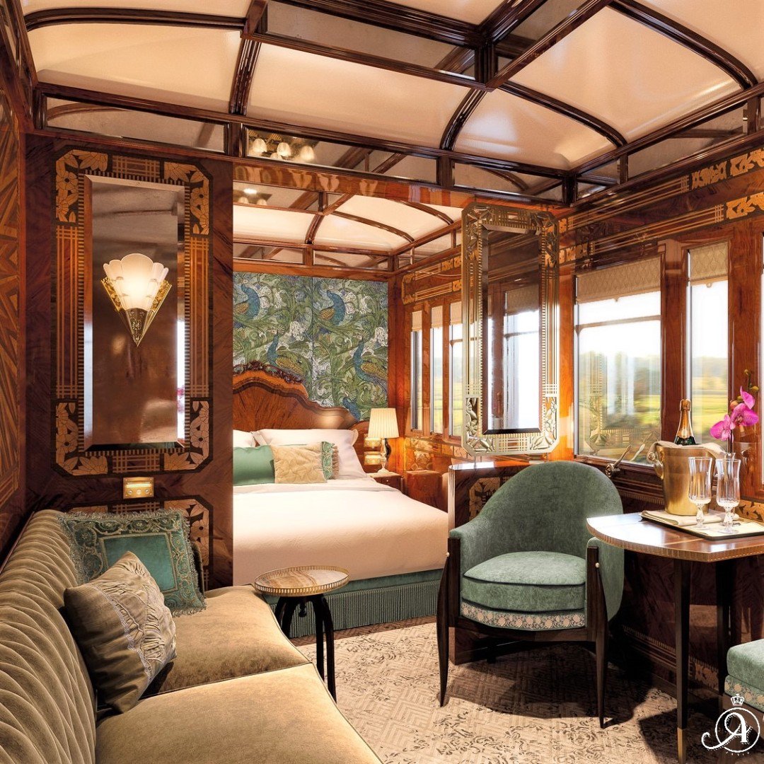 Take your time and rediscover the pleasure of travelling by train ! 🛤
#venicesimplonorientexpress #belmond #travellingbytrain