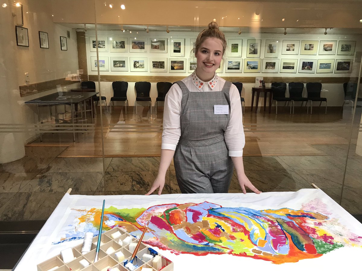RART_TWEET's tweet photo. Great to see art being made the #socialprescribing event here in London with doctors taking part 👍 https://t.co/a5yIqs9CZh
