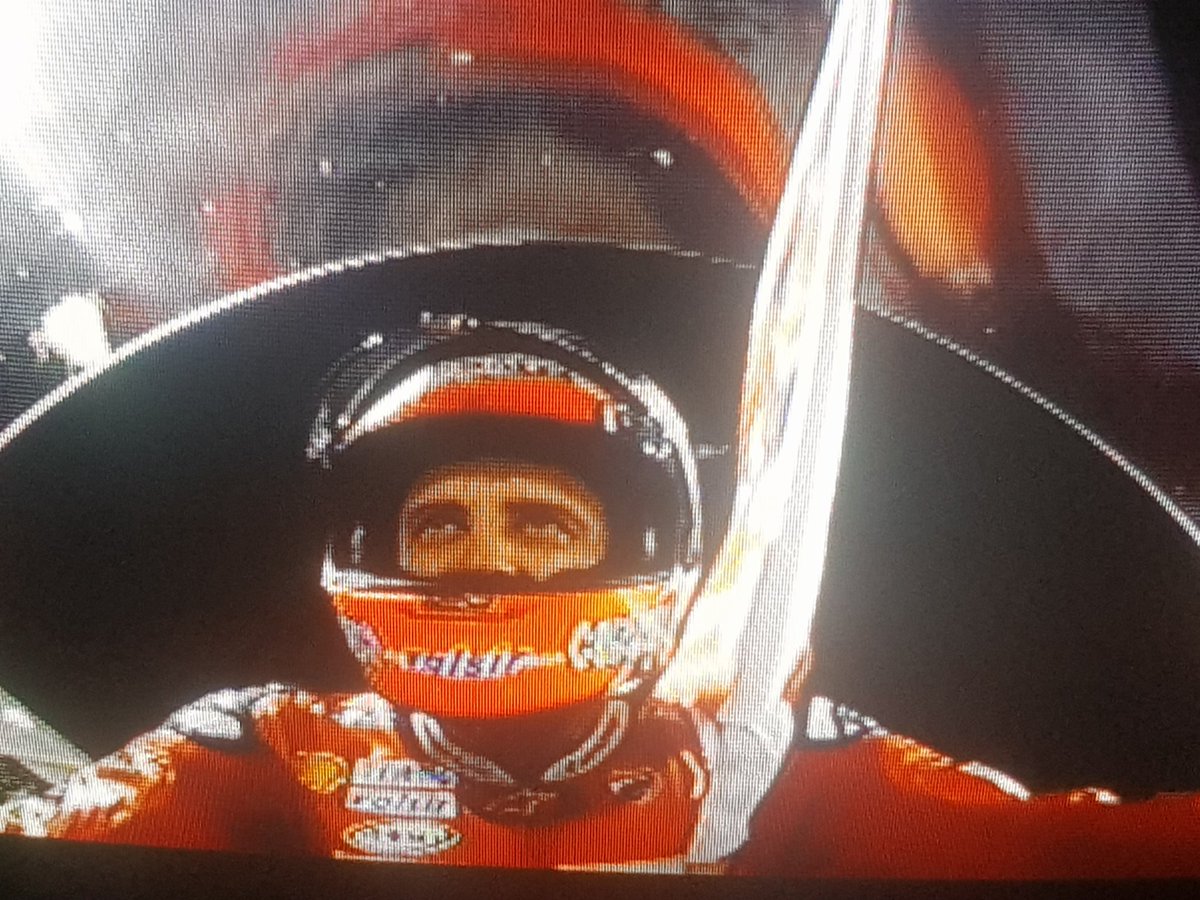 AlboGibba007's tweet photo. Si ricomincia nello stesso modo in cui avevamo finito .... DOVIZIOSO!!!! 
Ehi @RacheleDonati ..... hai visto il Ns DOVI??? https://t.co/qnVcgatJld