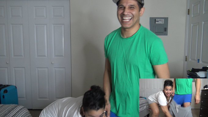 ROCK PAPER SCISSORS CHALLENGE LOSER GETS A PANTSING  VIDEO: https://t.co/qJ7XQrKlgL https://t.co/86q<a href="/tag/youtuber"class="tags"><span>#youtuber</span></a><a href="/tag/bitcoin"class="tags"><span>#bitcoin</span></a><a href="/tag/ethereum"class="tags"><span>#ethereum</span></a><a href="/tag/dogecoin"class="tags"><span>#dogecoin</span></a><a href="/tag/livin"class="tags"><span>#livin</span></a>