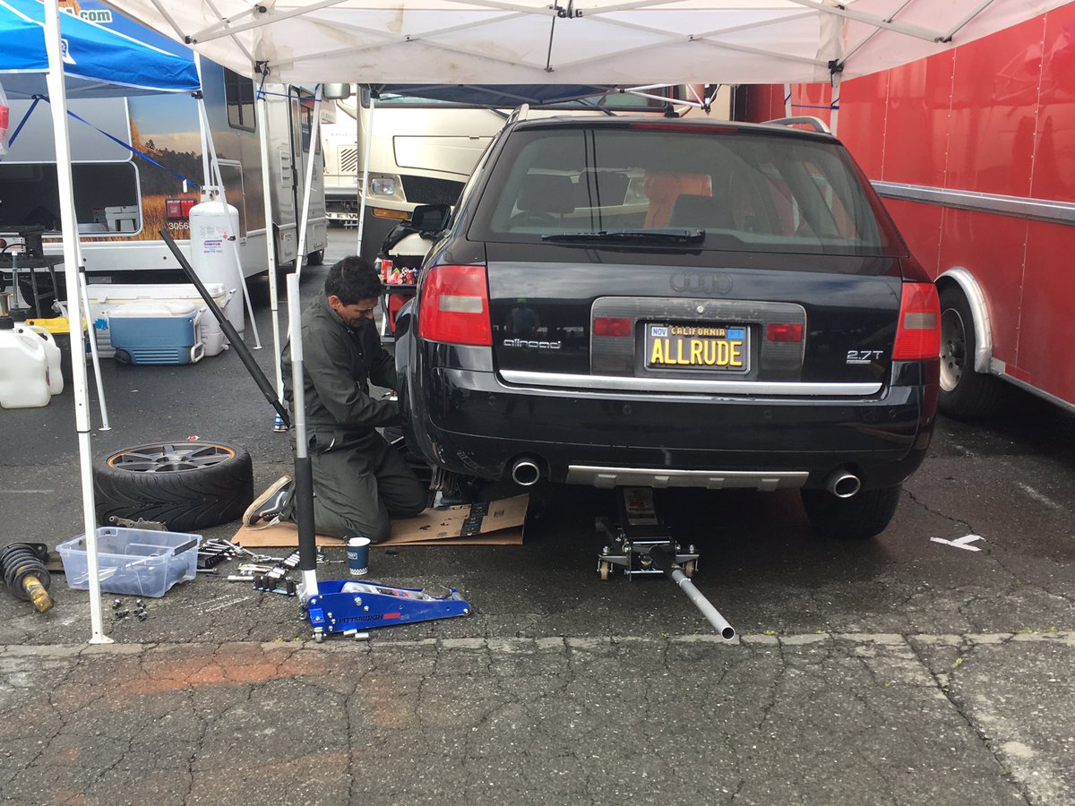 24hoursoflemons's tweet photo. When your Lemons car has parts interchangeability with your daughter's street car...
#SearsPointless #HooptieCon #AudiThings #24hoursoflemons https://t.co/RSXSw8KINw