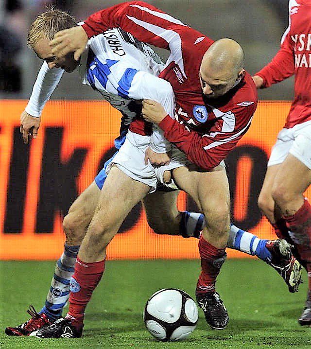 I think footballers' #dickslips may be one of my favourite things ever...