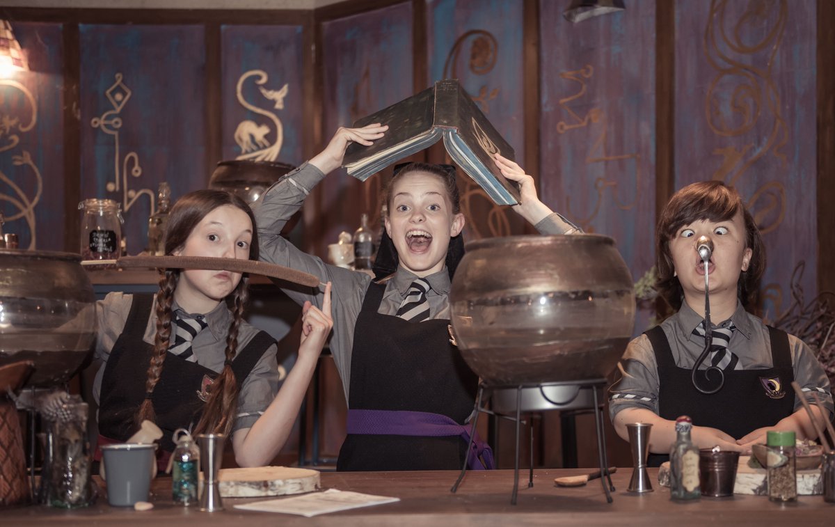 cbbc's tweet photo. These wonderful witches are back on our screen tomorrow at 5! 😃 🧹🔮
#TheWorstWitch https://t.co/JQCqFSAlDR
