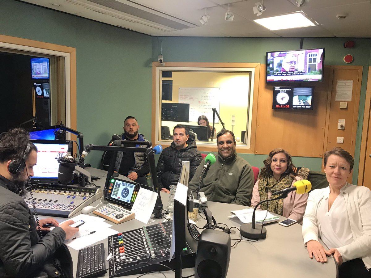 shaffaqmohd's tweet image. Just arrived at @BBCSheffield for their Big Panel debate on “Knife Crime” hosted by Gul Nawaz Hussain. Panel Guests include Saria Irshad from  @mumsunitedshef , Dr Charlotte Coleman from Sheffield Hallam Uni, Wajid Nazir from @ONENATIONCC  and Sid Saddique from Darnall Com Gym.