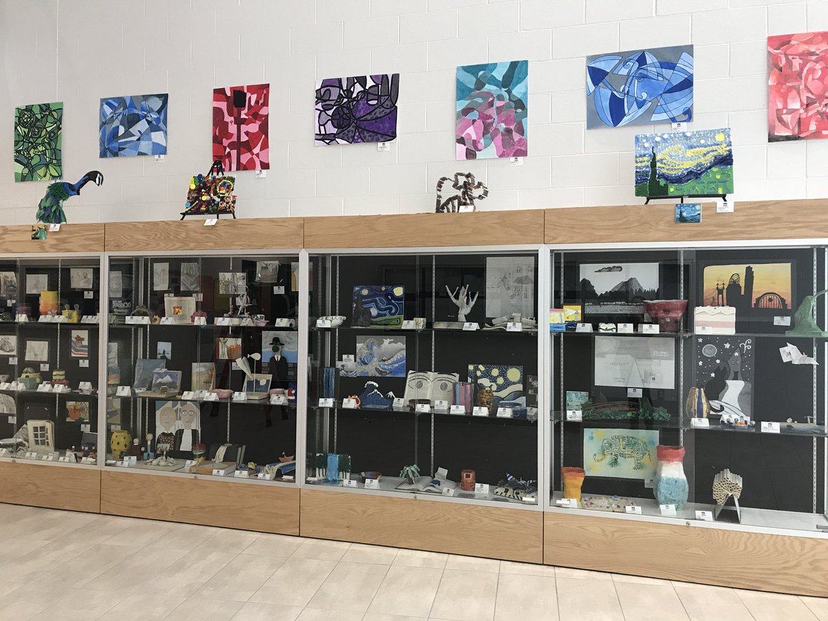 WCHS_ARTS's tweet photo. New artwork on display in both the showcases and upper level of the media center! There are too many amazing works to display in a tweet, so please take time to swing by  here areas to view for yourself! @WCHSWolves @WolfPackWCHS https://t.co/92Tvf6IzwI