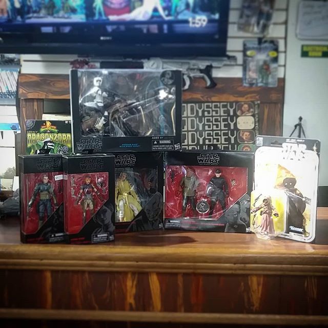 FarpointToys's tweet image. This Just In: More Star Wars Black figs!
#starWars #blackseries #starwarsblack #actionfigures #thisjustin #farpointtoys instagram.com/p/Bu1k8DLlpkK/