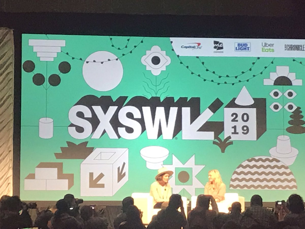 MagsLevingstone's tweet photo. Elizabeth Moss is so Rock’n’Roll #SXSW2019 https://t.co/AWl39meQLK