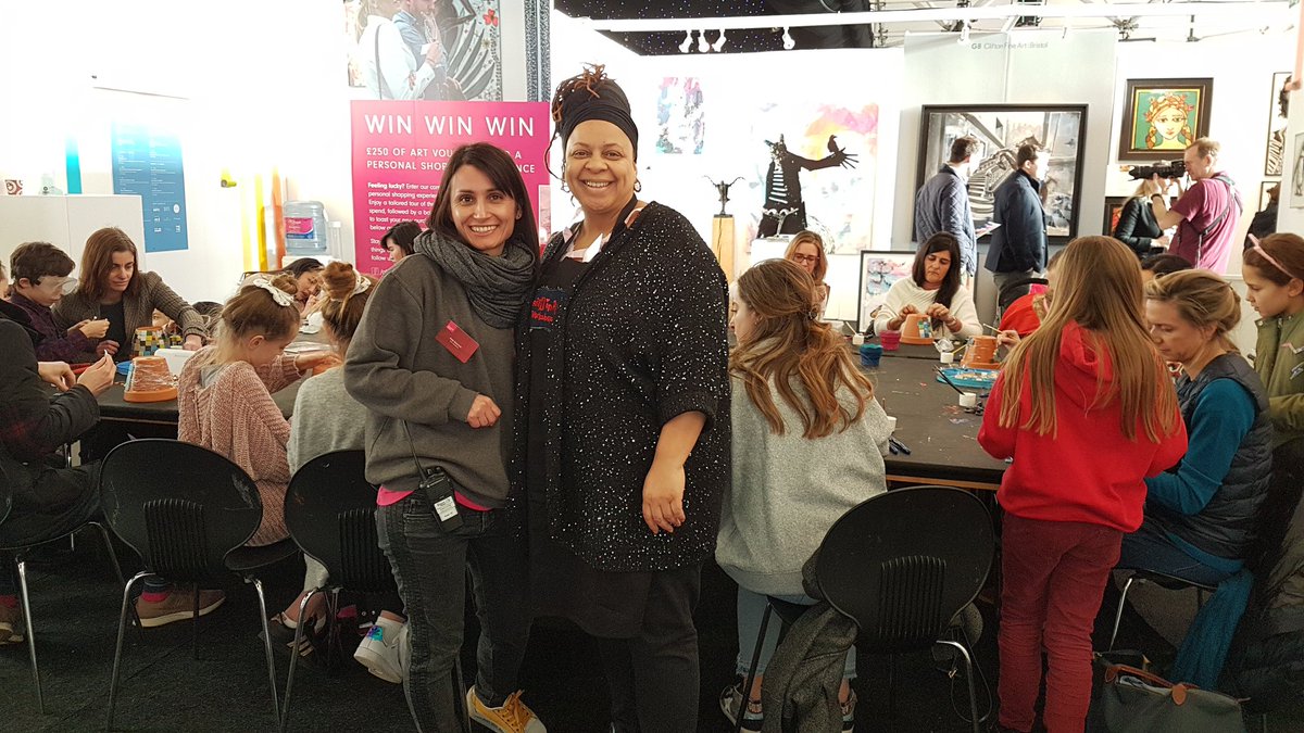 HeartInArt_UK's tweet photo. Another great #mosaicmaking workshop @AAFLondon in #batterseapark today.
#artyworkshops 
#bookings 
#Corporateevents 
#parties 
Have fun getting creative x😘 https://t.co/yXMhsR8n3R