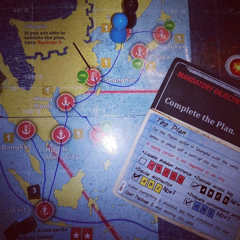 WoBoG1's tweet photo. ***SPOILERS SWEETIE***

Feeling very positive after setting up the board nicely in the first half of November for the final three games...!

#boardgames #WoBoG #worcesterboardgamers #pandemic #pandemiclegacy @Zmangames_ @PandemicLegacy https://t.co/yo5PdPufsR