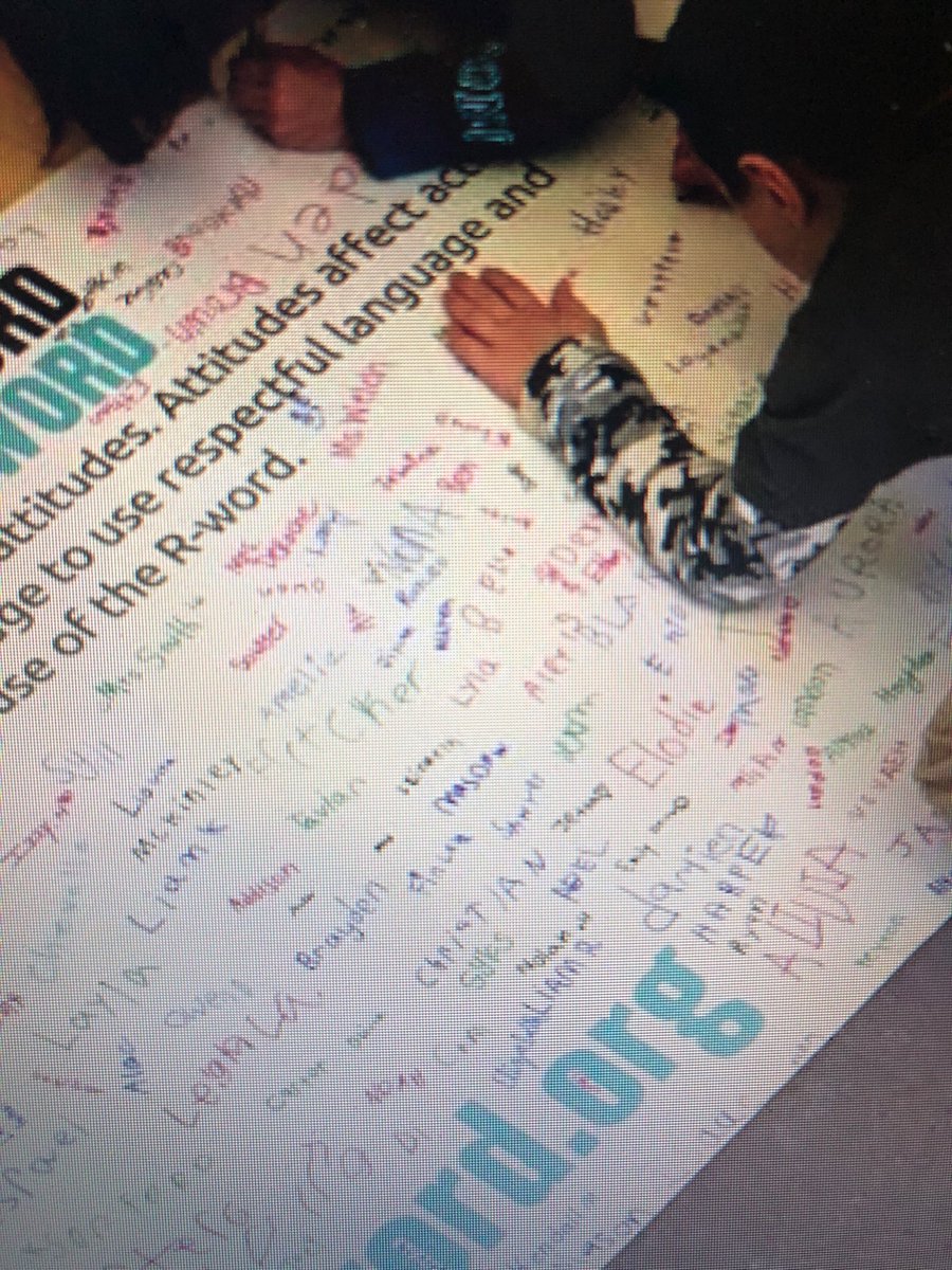 fairviewschl's tweet image. Fairview students pledging to spread the word for inclusion!
#projectunify #civilrightsteam