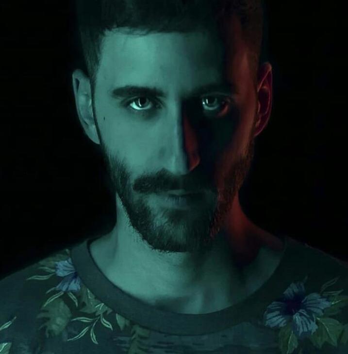 Sabemos que hoy es domingo, que dan ganas de estar todo el día durmiendo 💤, de resaca🥴, de estar en la cama 🛌...
Te proponemos un plan, salta🤸‍♀️, ríe, baila💃, disfruta y acompañalo siempre con música🎶 porque la vida puede ser un festival
#plane #music

open.spotify.com/track/41ppH3M6…