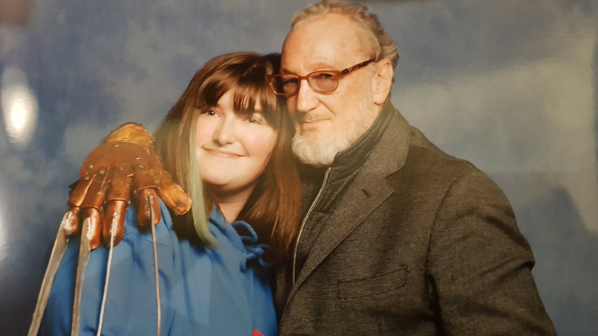Loiswolf99's tweet photo. #CardiffComicCon #CardiffFilmandComicCon i went both days and wow just wow what a weekend from meeting Robert Englund to so many amazing cosplayers! Thank you again @Showmasters for another amazing weekend I'll never forget! https://t.co/aSiv9l9uU2