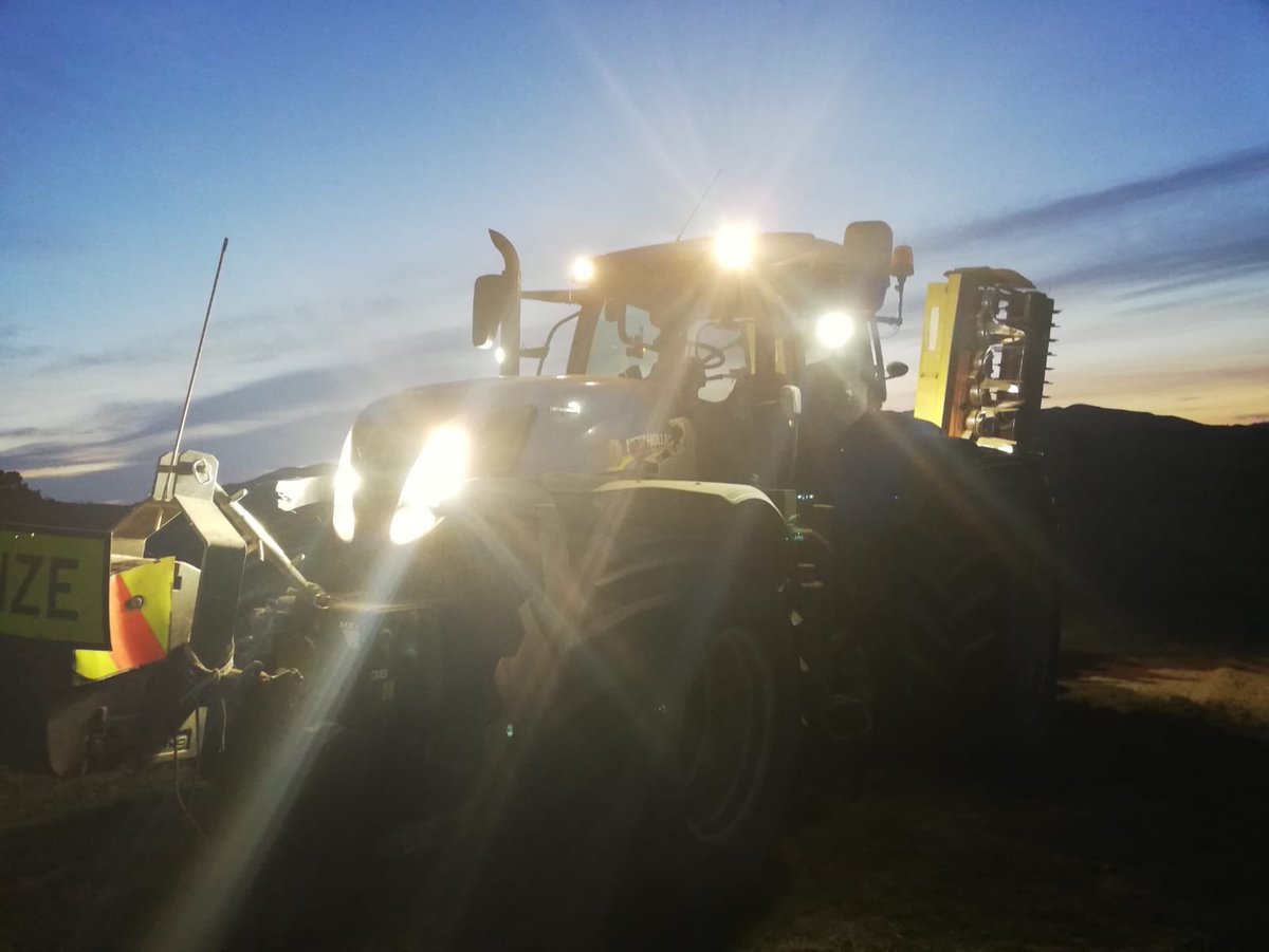 TheWonkyParsnip's tweet image. Great 2 months working in New Zealand 🇳🇿 hiding from the winter! Leave my farm this week heading home to start the Wonky season off via a few pit stops on the way 🇫🇯 🏝! Can’t wait to get planting veg 🍓🍓🍑🍎