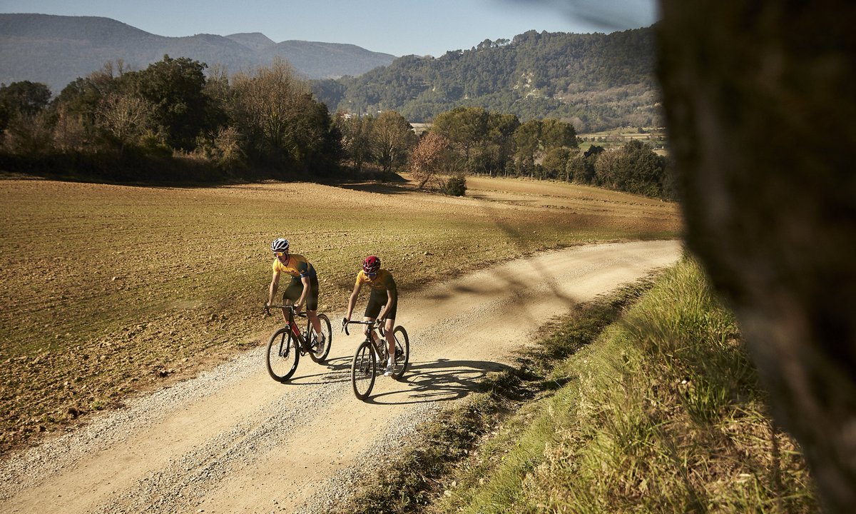 Un marc incomparable com la muntanya de Rocacorba, amb inici i final a la masía del s.XVII com Can Campolier.

Preparats per gaudir del recorregut que <a href="/R_Cycling/">Rocacorba Cycling</a>

➡️ rocacorbagranfondo.com/gravel