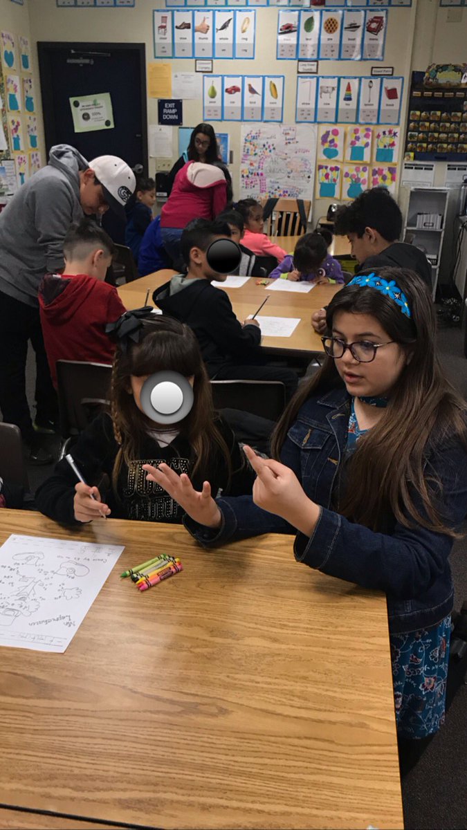 MtraPichardo's tweet photo. 6th grade DLI @JuarezScholars gave back to their community this weekend! Collaboration, communication, compassion, &amp; creativity, in action, to make bilingual audiobooks &amp; tutor our little scholars! #whychooseanaheim #orgullo #TellOurStory https://t.co/51MTfgj3KC