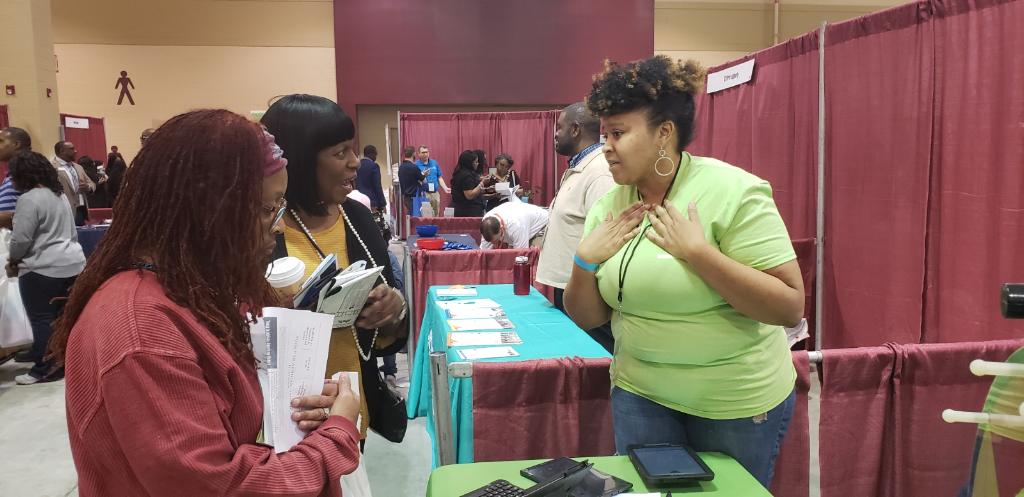 workingherosc's tweet photo. Thank you to @blackexposouth for a wonderful event yesterday. We're excited to work with you on supporting working South Carolinians. And thank you to @SenKamalaHarris for your leadership on expanding tax credits for working heroes. Sign up for updates at https://t.co/H2OobydulP https://t.co/dczkZ7Bnjf