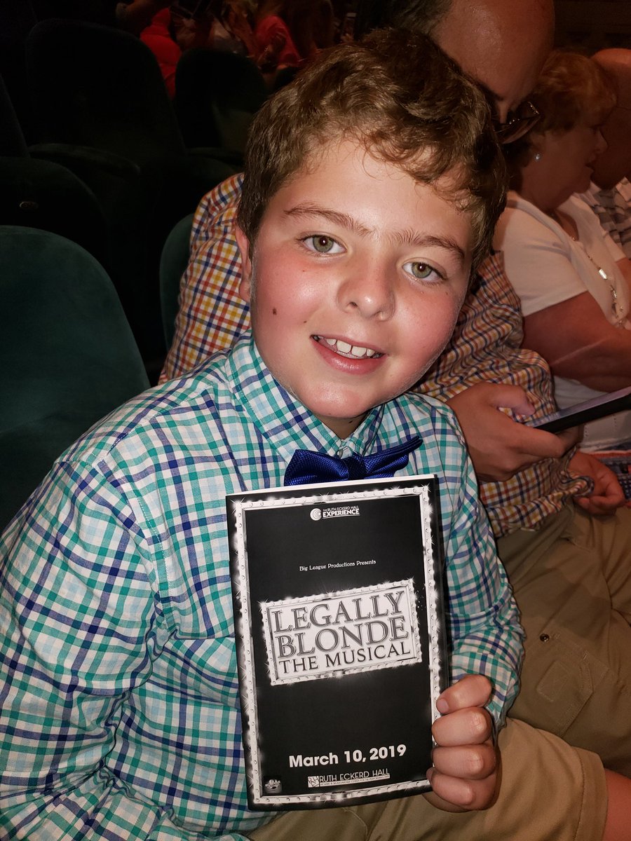 Clark_J_Walkup's tweet photo. I am seeing Legally Blonde today, this should be fun!  #LegallyBlonde #theater #familyfun https://t.co/2Y4aEtXkiE