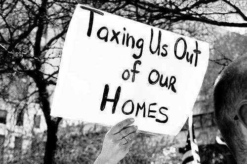 MaryRuwart's tweet photo. Retirees who own their homes after decades of #mortgage payments are often forced to sell because their #PropertyTaxes have risen with inflation to exceed what their mortgage payment used to be. Property taxes amount to a #rent you pay to keep living on your own property! https://t.co/58KMAI41xw