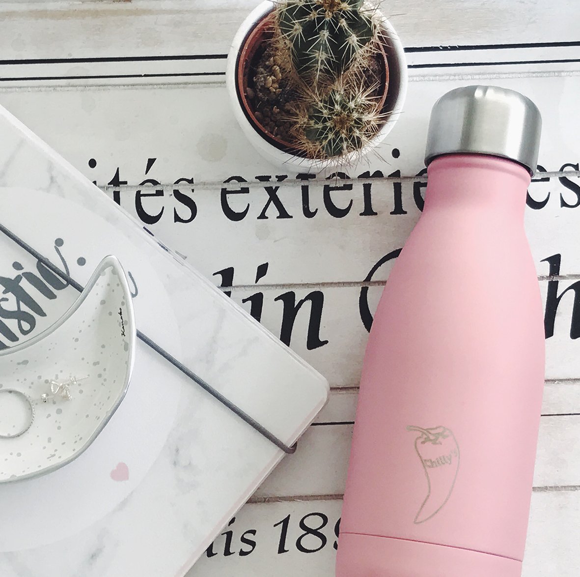 AtticoGroup's tweet photo. Spring Chilly's Bottles in pastel shades
Available in 500ml &amp; 260ml mini size, in store at Attico!
#ChillysEverywhere #chillys #chillysbottles #pastel #spring #eco #reusable #drinksbottle #giftshop #westbournearcade #westbourne #bournemouth #dorset
@LoveWestbourne @bmouthofficial https://t.co/tqV9Fw01tX