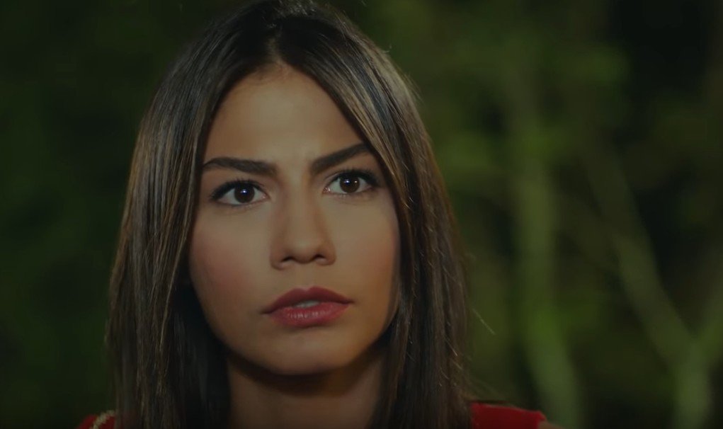 8. Bölüm: Can decides to leave as Sanem turned him down. However, unable to stay away from Sanem, he rips his plane ticket while she goes to his house to admit her feelings and beg him not to go. Polen opens the door ...