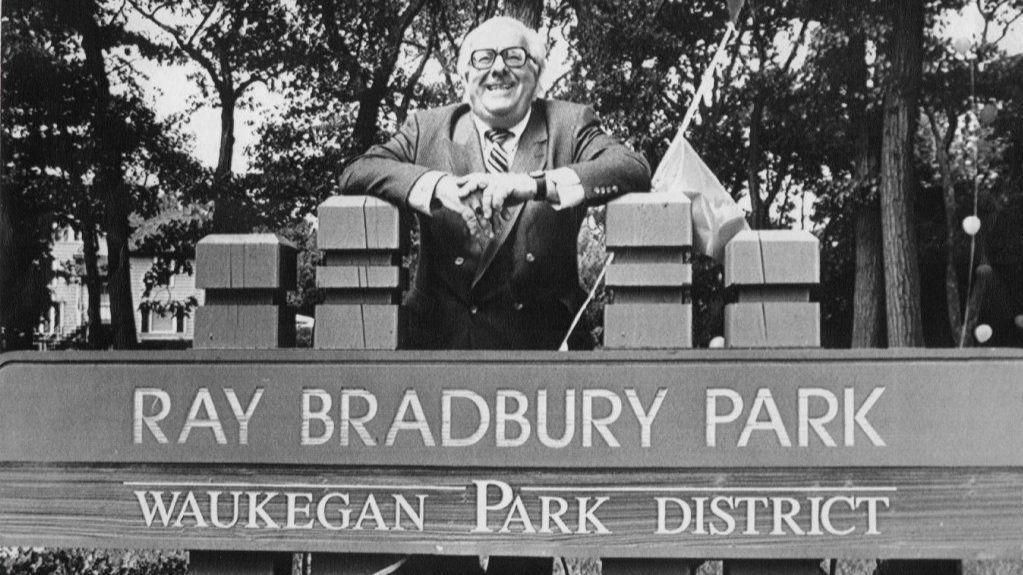 RAILSLibraries's tweet photo. Join the @ILReadCouncil, @WaukeganSchools, and @ILREADSBOOKFEST as they will honor author Ray Bradbury on Sat., March 16 at 4:51 p.m. https://t.co/9NDmHuobrW #RayBradbury #Waukegan #ILReads https://t.co/AdNfySq83V