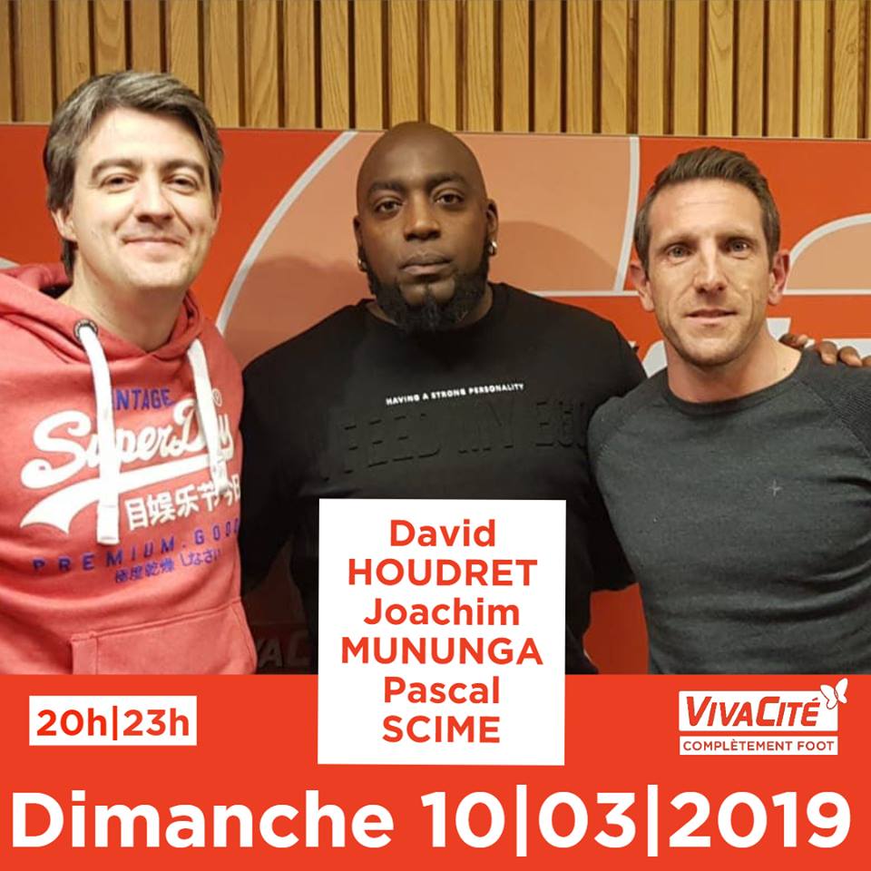 Complètement FOOT tweet media